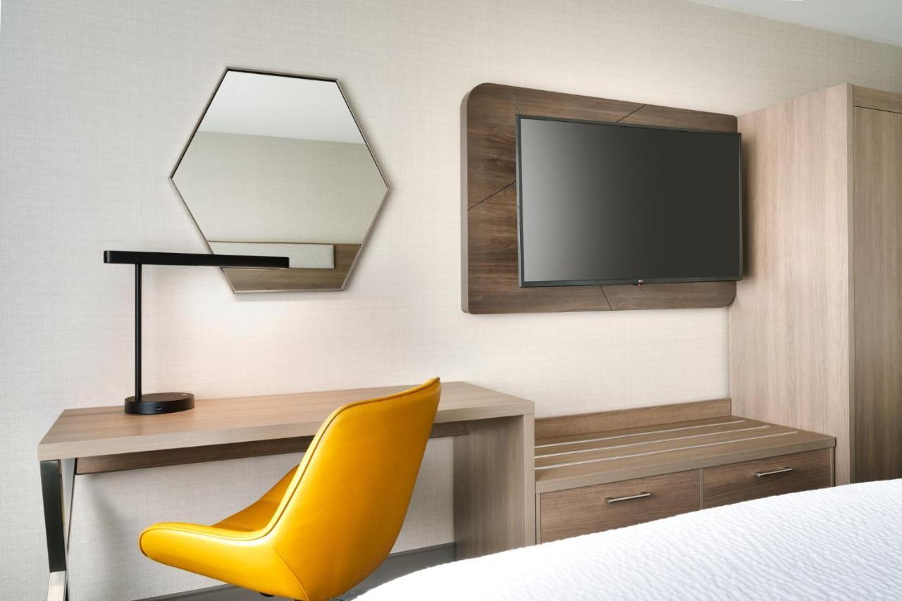Holiday Inn Express And Suites Helena By Ihg Bagian luar foto
