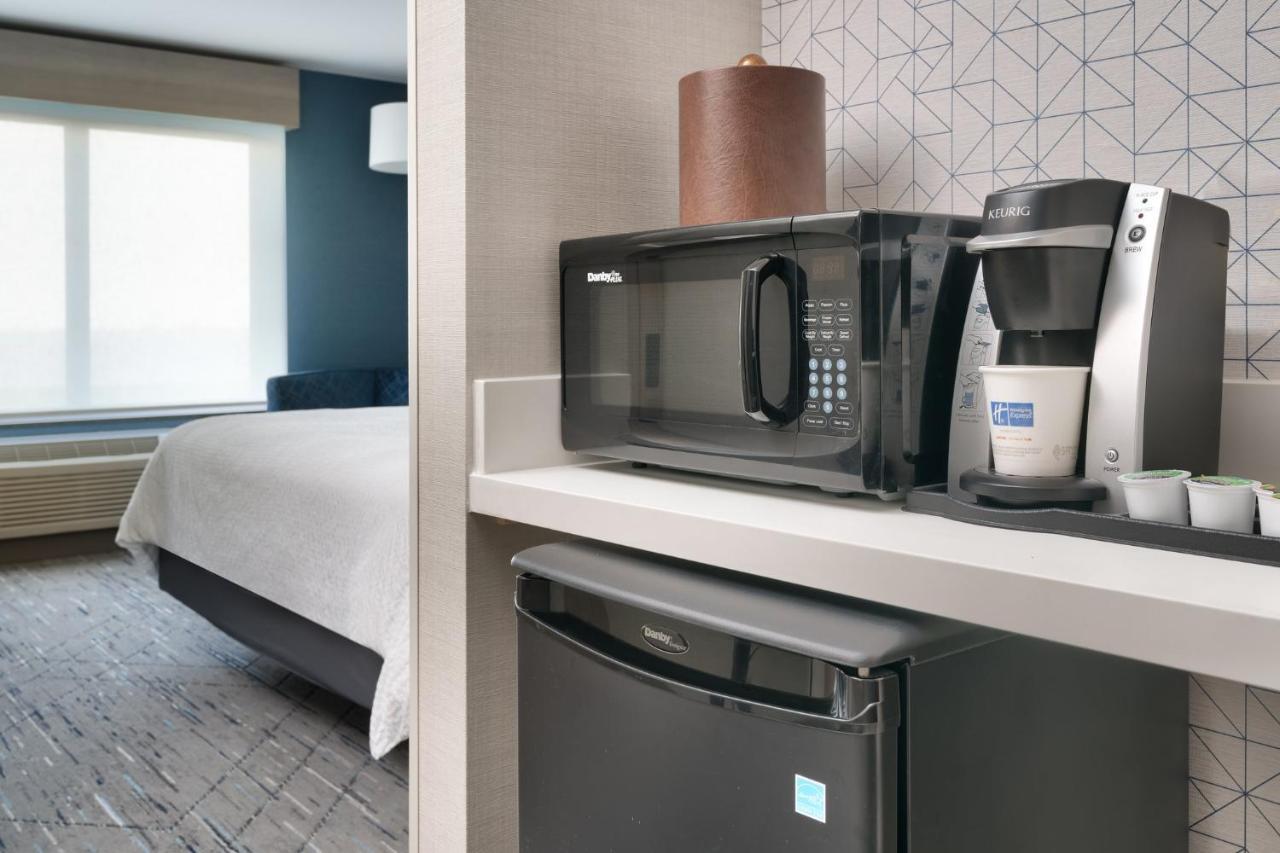 Holiday Inn Express And Suites Helena By Ihg Bagian luar foto
