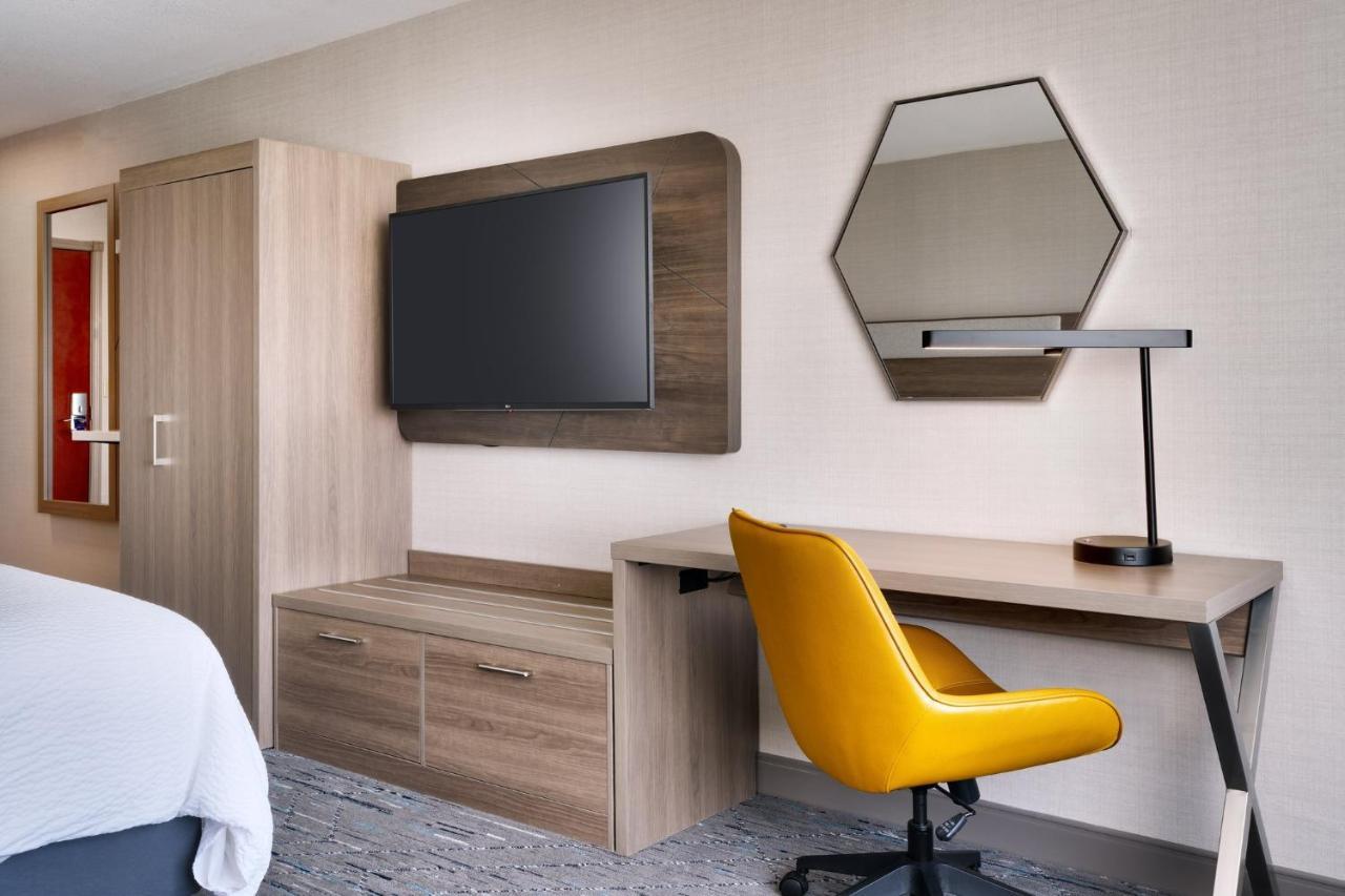Holiday Inn Express And Suites Helena By Ihg Bagian luar foto