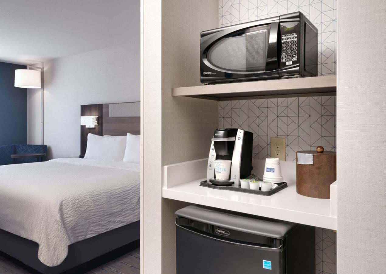 Holiday Inn Express And Suites Helena By Ihg Bagian luar foto