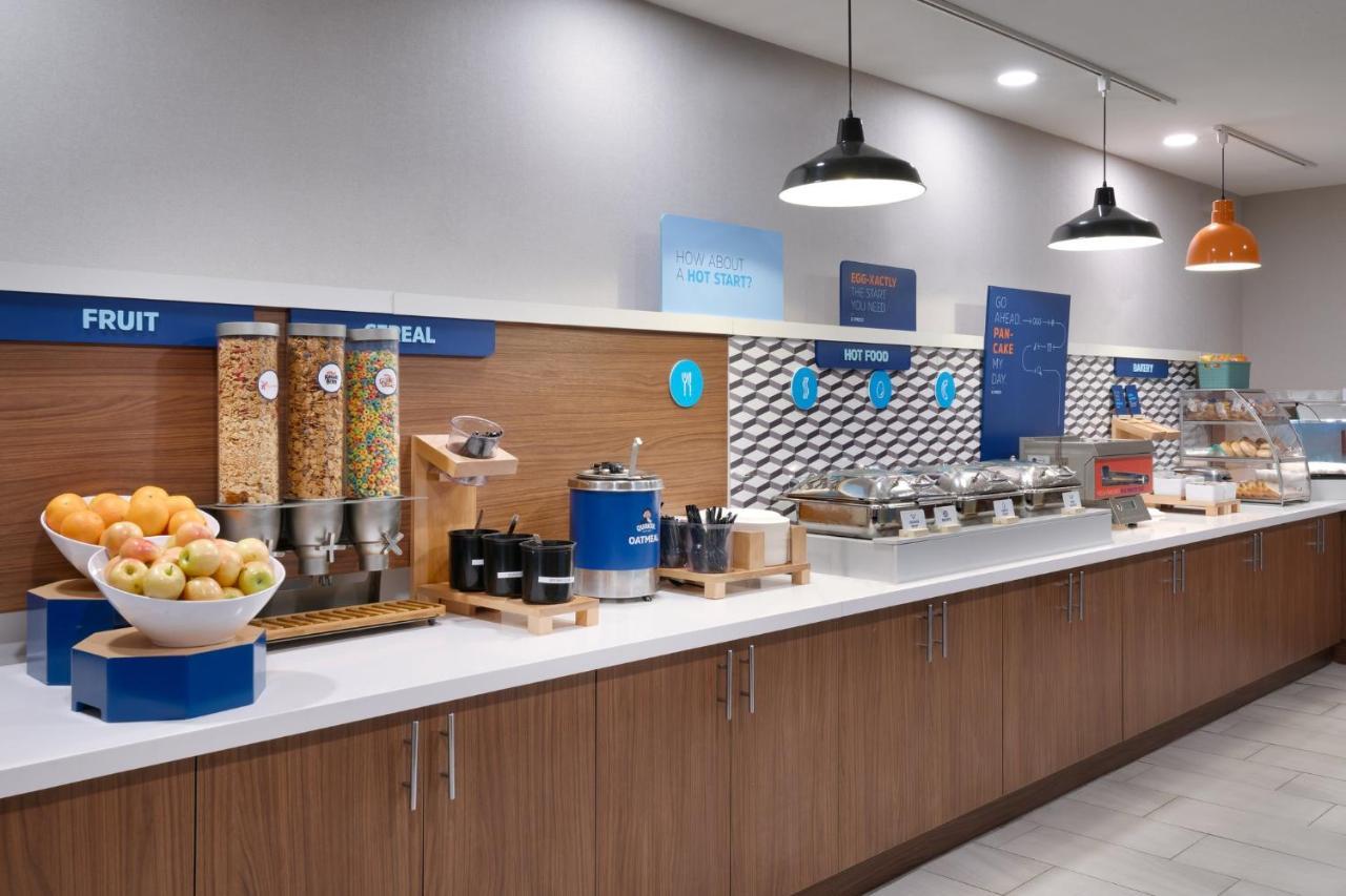 Holiday Inn Express And Suites Helena By Ihg Bagian luar foto