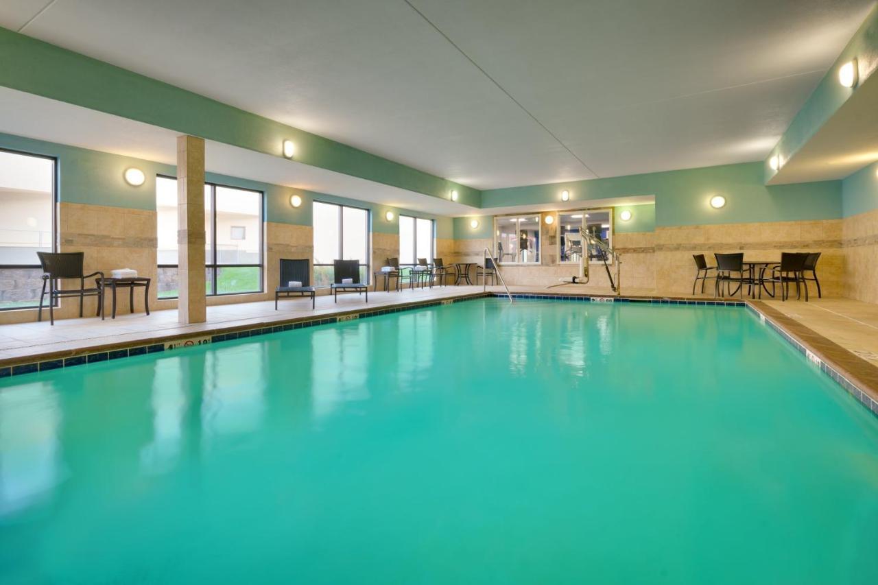 Holiday Inn Express And Suites Helena By Ihg Bagian luar foto